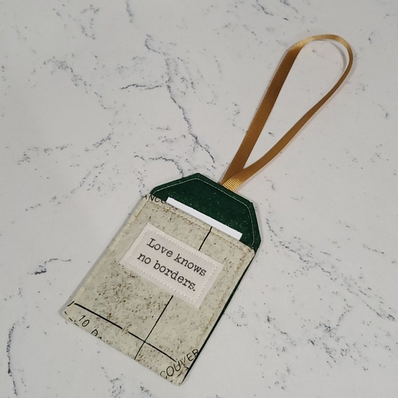 World Travel Luggage Tags - Picture 3 of 8